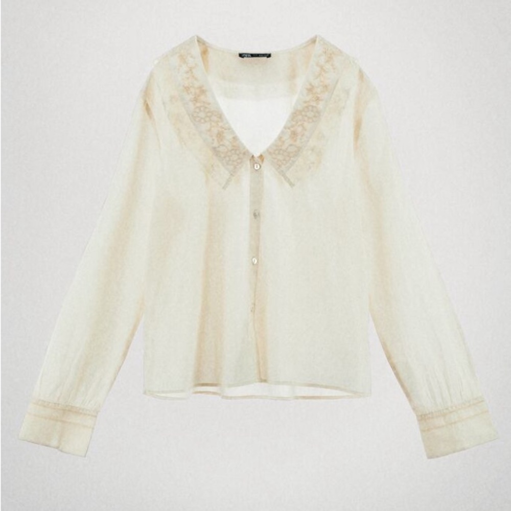 Zara women’s embroidered collar t-shirt / pijama